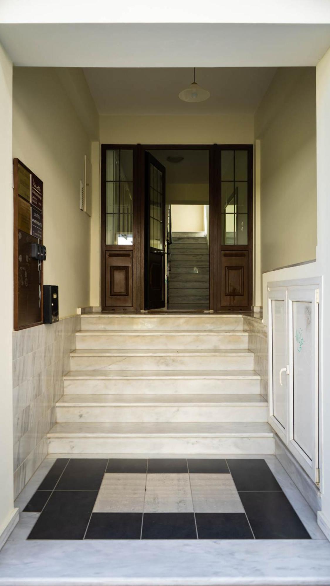 Alba Suite Apartment Kalampáka Buitenkant foto