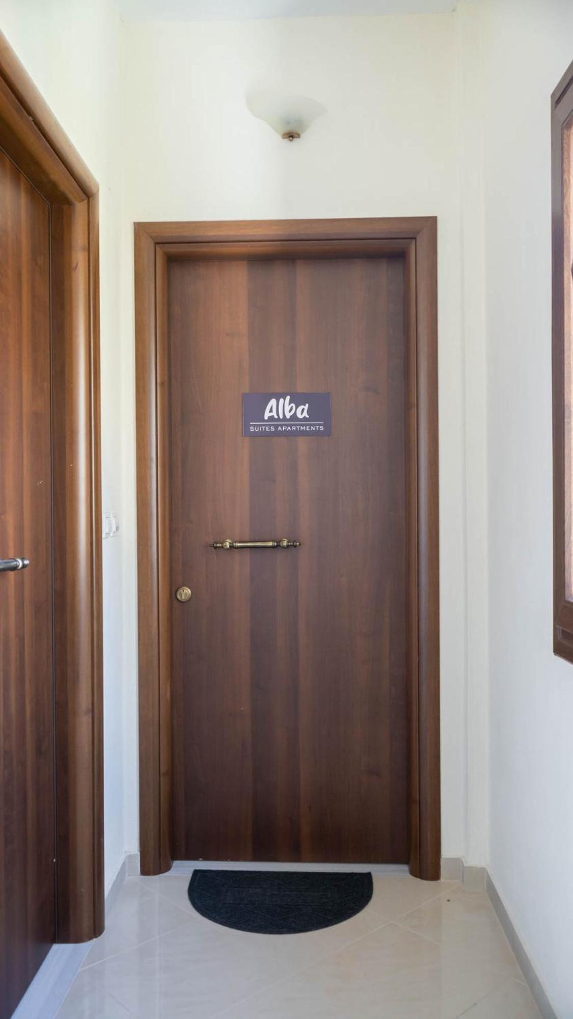 Alba Suite Apartment Kalampáka Buitenkant foto